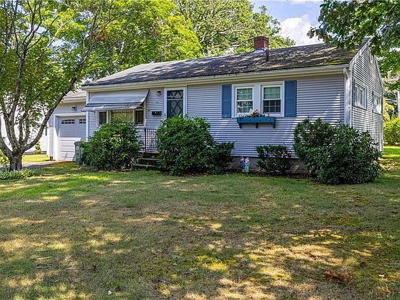 4th image of 16 Joyce Ann Dr