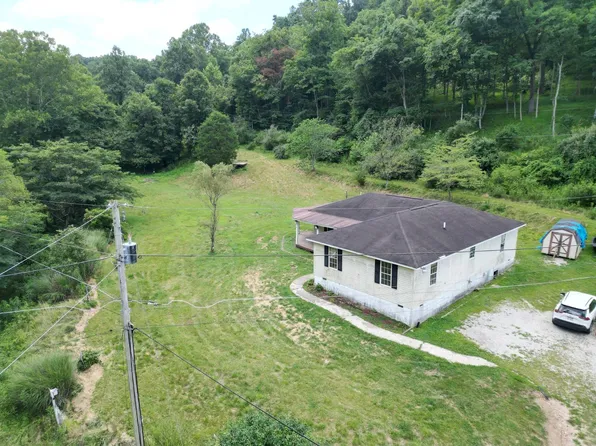 170 Lee Dr, Lavalette, WV 25535
