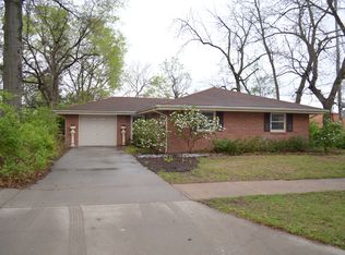 2529 Hobbs Dr, Manhattan, KS 66502