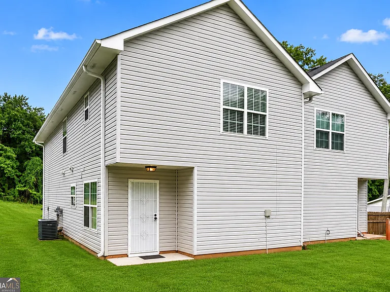 312 Louise Ln #B — Photo 27