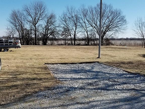 2nd image of 4094 SE Highway 160