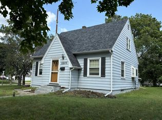 2207 14th St S, La Crosse, WI 54601