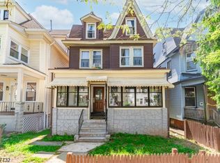 55 New St, East Orange City, NJ 07017