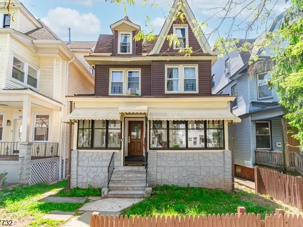 55 New St, East Orange City, NJ 07017