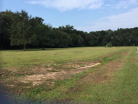 3rd image of 14983 Faith Cir