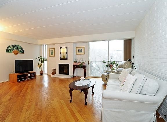 2nd image of 2333 N Geneva Ter APT 6C