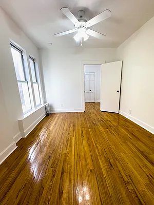 Rented by Nikia Vankeuren, LREB | media 1