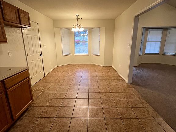4th image of 2207 Kaylonni Ln