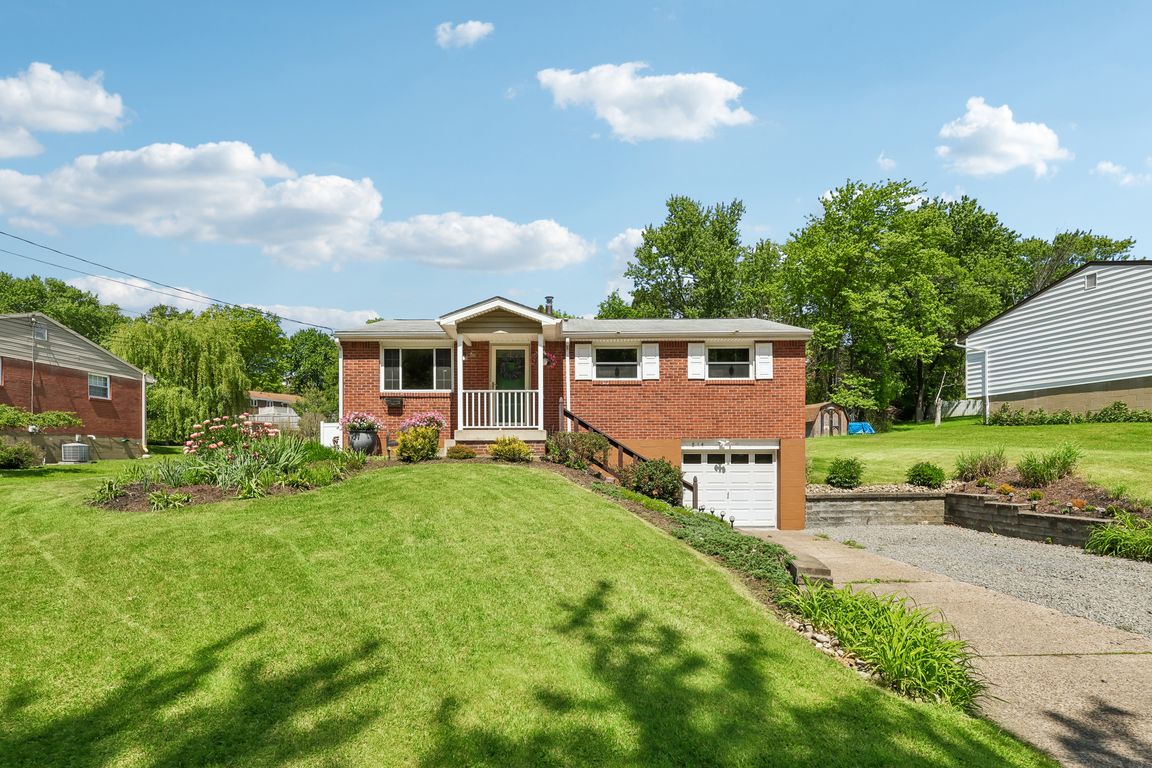 Dressel Rd-S1605-001.jpg