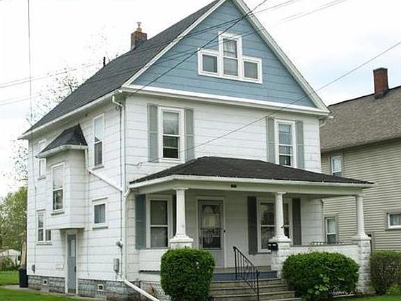 2nd image of 321 E Wilson Ave