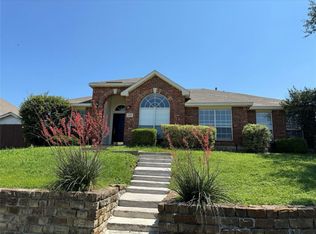 3008 Daybreak Trl, Mesquite, TX 75181