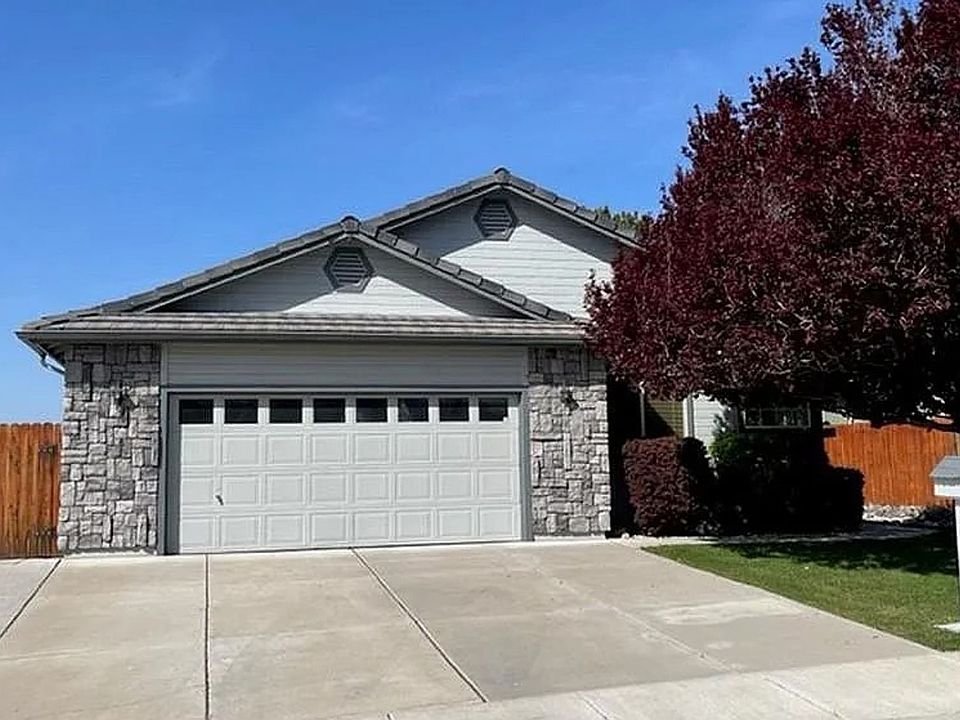 1st image of 4810 Blue Mountain Cir