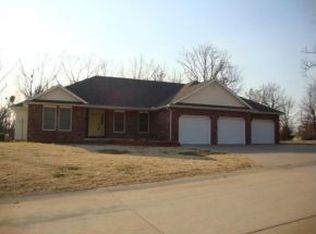 102 Dogwood Trail Loop, Carl Junction, MO 64834