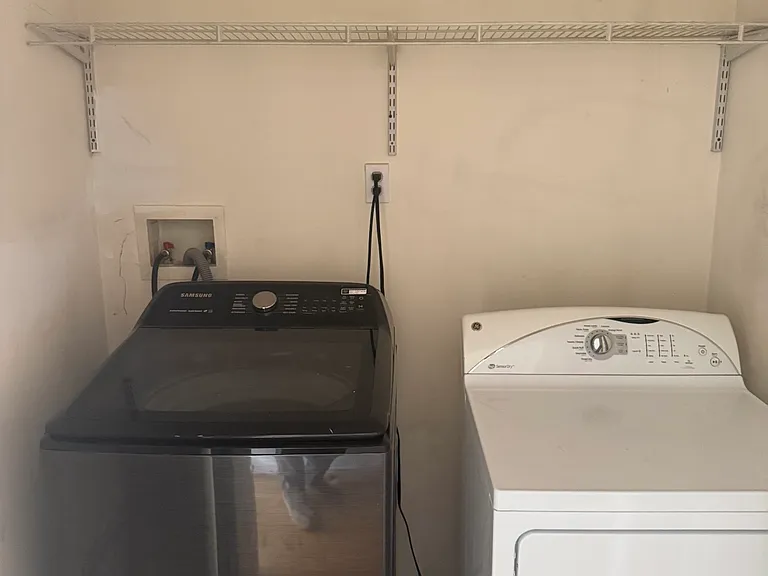 152 Virginia Ave — Photo 5