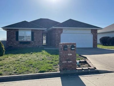 2900 S Hartford Avenue, Bolivar, MO, 65613