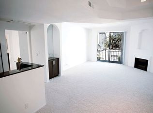 345 S Cloverdale Ave APT 105, Los Angeles, CA 90036