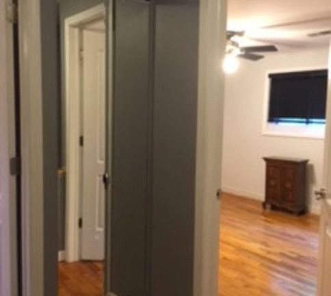 5th image of 18W148 Standish Ln