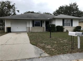 7 Oak Ridge Rd, Davenport, FL 33837