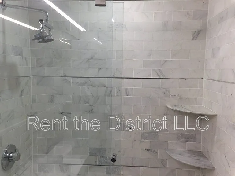 2926 Porter St NW #102 — Photo 14
