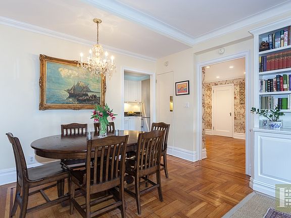 4th image of 225 E 79th St #10CDE