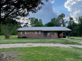 231 Rose Ln, Laurel, MS 39443
