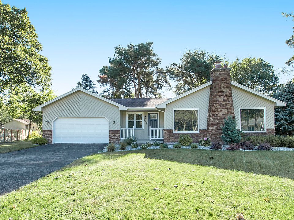 1st image of 877 S Kingwood Ct