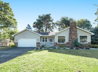 877 S Kingwood Ct, Holland, MI 49424