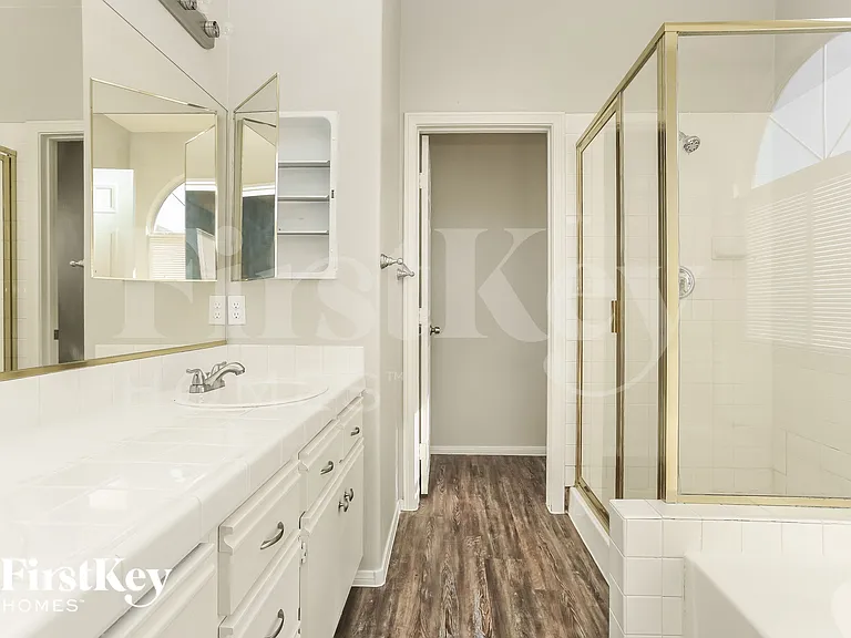 8049 Rock Port Cir — Photo 8