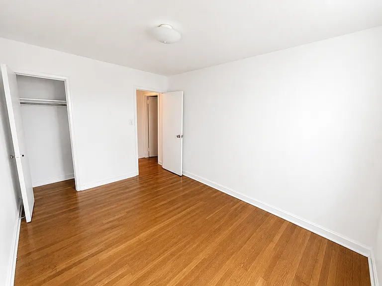 8239 Williams Ave — Photo 10