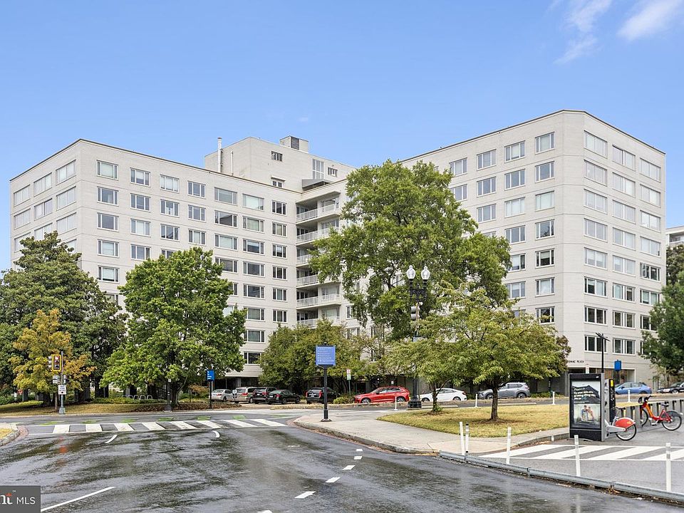 1st image of 2475 Virginia Ave NW #828