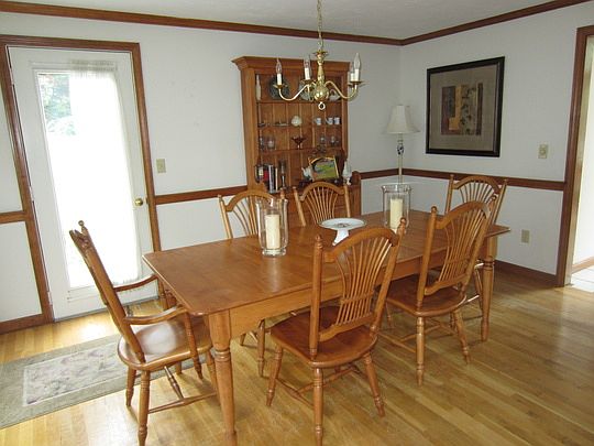 5th image of 45 Coles Pond Dr
