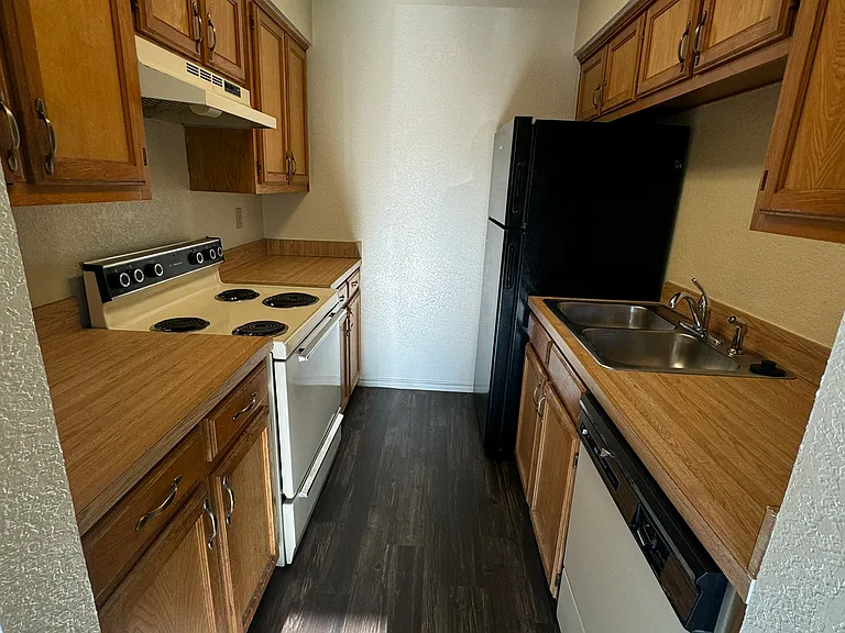 408 Texas St #3 — Photo 2