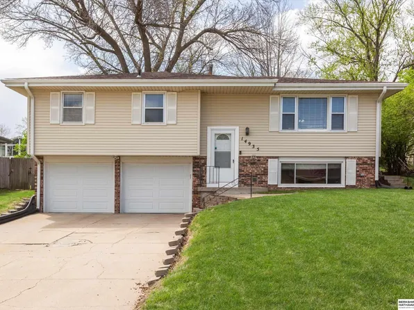 14935 M St, Omaha, NE 68137