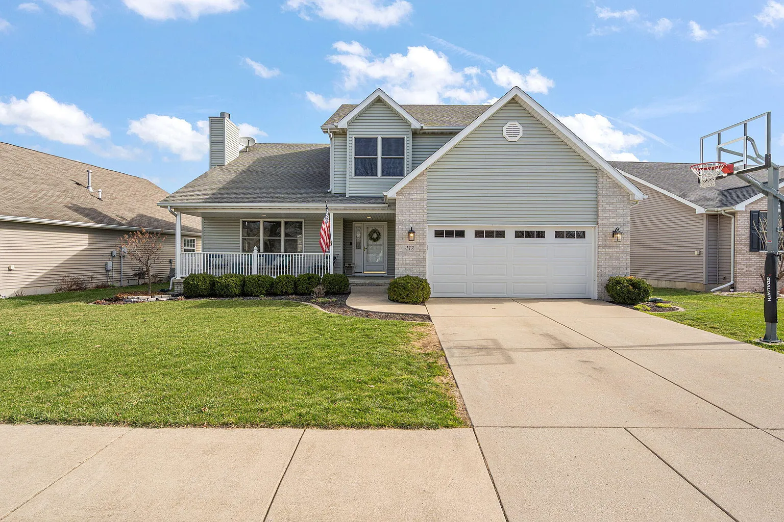 412 Chessington Dr photo 1