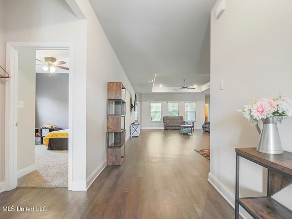 2nd image of 6028 Seagull Dr