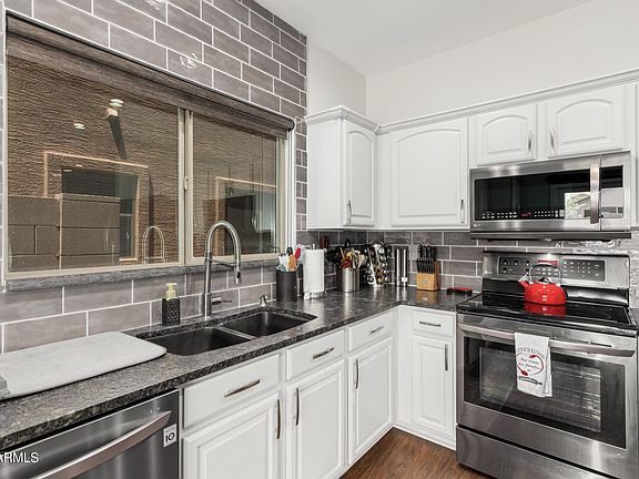 3rd image of 4723 W Saint Charles Ave