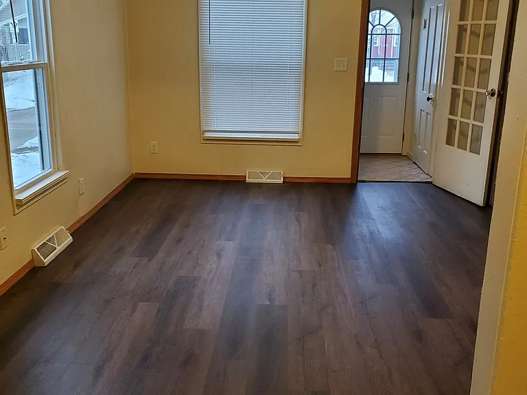 2033 Michigan Ave — Photo 8