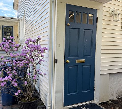 2nd image of 29 Arnold Rd #2