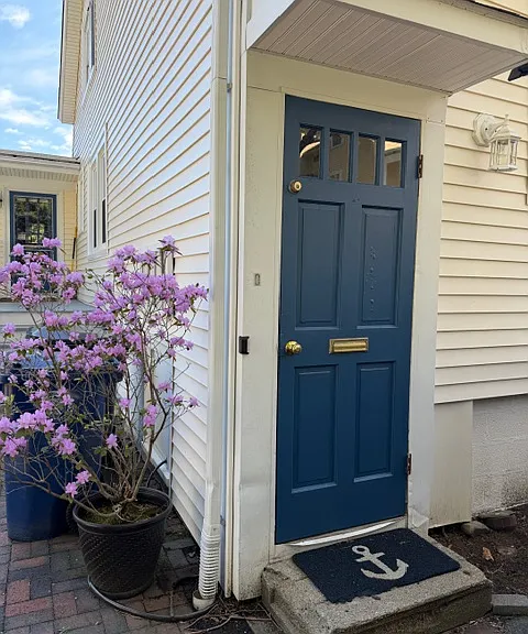29 Arnold Rd #2 — Photo 2