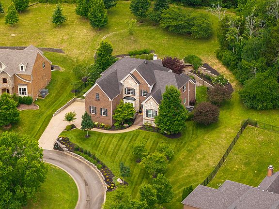 3rd image of 3621 Herbert Dr