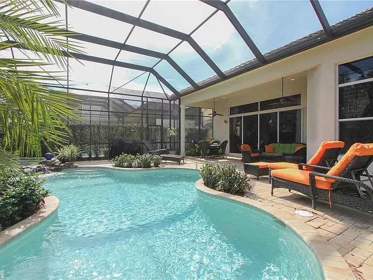 22033 Natures Cove Ct — Photo 18