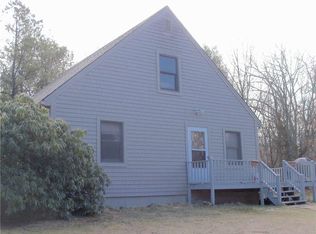 218 James Trl, Richmond, RI 02892