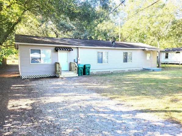 15301 6th St, Gulfport, MS 39503