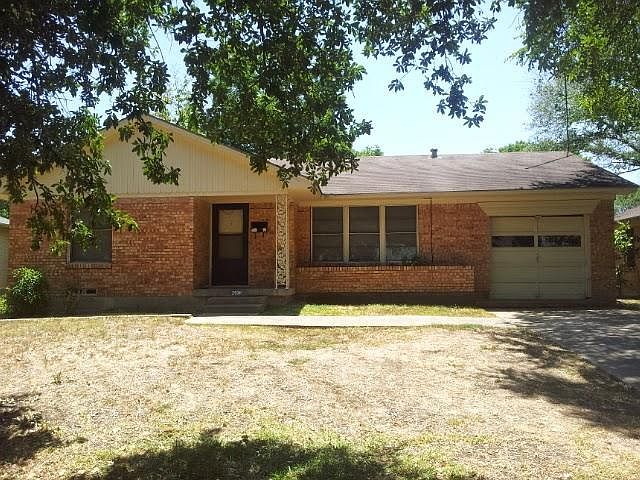 1st image of 2938 Healey Dr