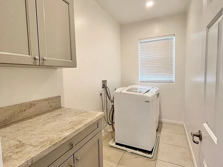 376 Lily Pad Ln — Photo 30