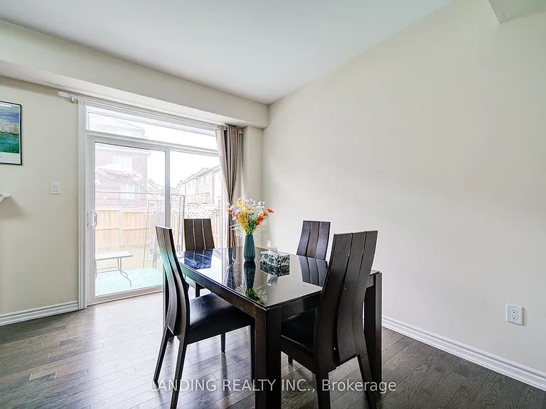 2084 Duberry Dr — Photo 16