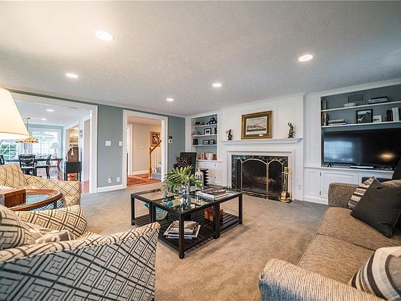 5th image of 5336 Willow Ln