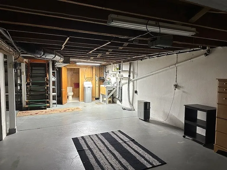 2177 State Route 72 N — Photo 12