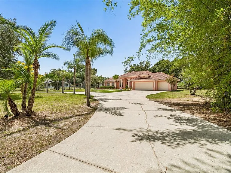 9619 Springbrook Dr — Photo 5