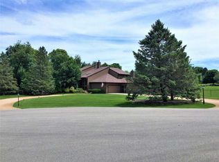 10747 Quail Hill Cv, Rockford, IL 61114